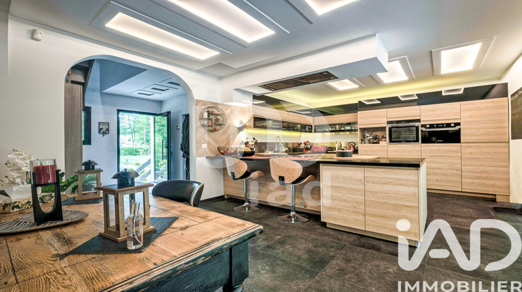 Ma-Cabane - Vente Maison Lamorlaye, 260 m²