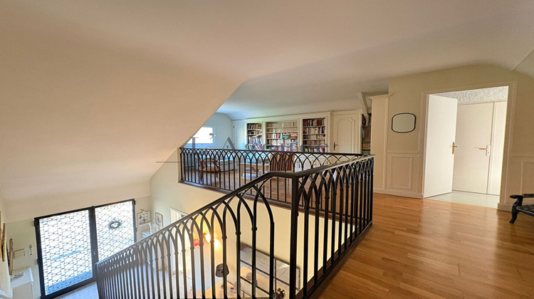 Ma-Cabane - Vente Maison LAMORLAYE, 300 m²