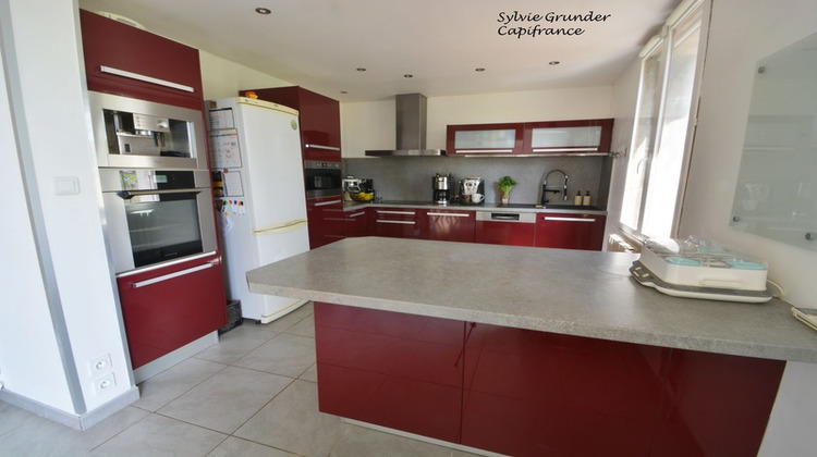 Ma-Cabane - Vente Maison LANCON PROVENCE, 138 m²