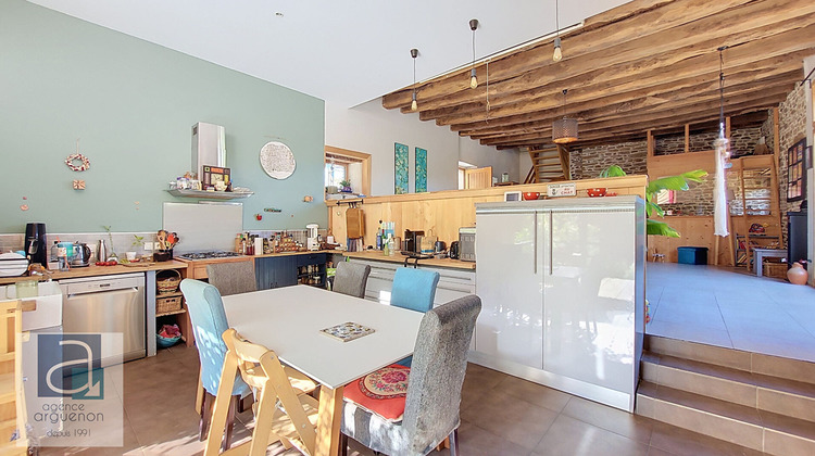 Ma-Cabane - Vente Maison LANVALLAY, 196 m²