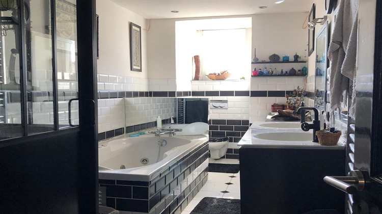 Ma-Cabane - Vente Maison LANVOLLON, 190 m²