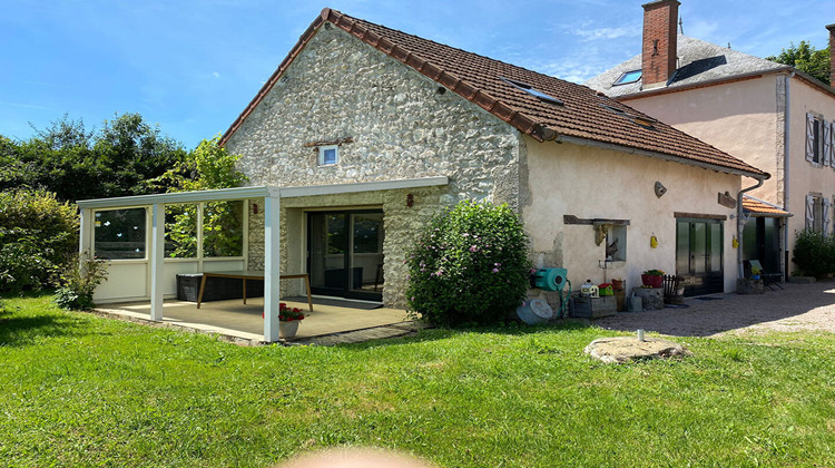 Ma-Cabane - Vente Maison LAPALISSE, 310 m²