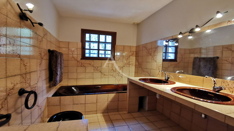 Ma-Cabane - Vente Maison LAPEYROUSE-FOSSAT, 227 m²