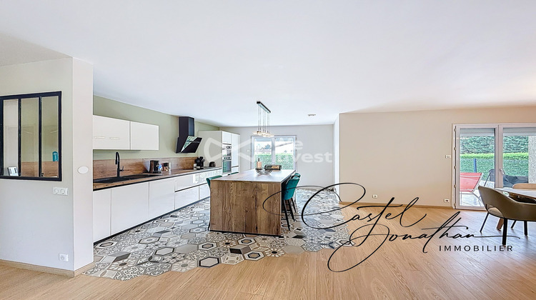 Ma-Cabane - Vente Maison Lapeyrouse-Mornay, 172 m²