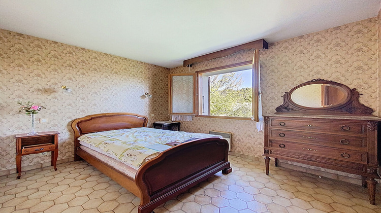 Ma-Cabane - Vente Maison LARAGNE-MONTEGLIN, 82 m²