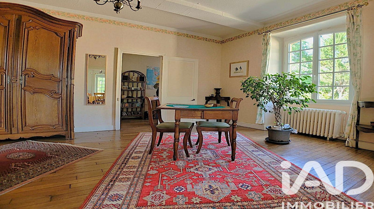 Ma-Cabane - Vente Maison Larche, 210 m²