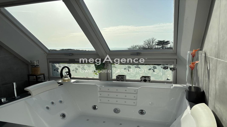 Ma-Cabane - Vente Maison LARMOR PLAGE, 280 m²