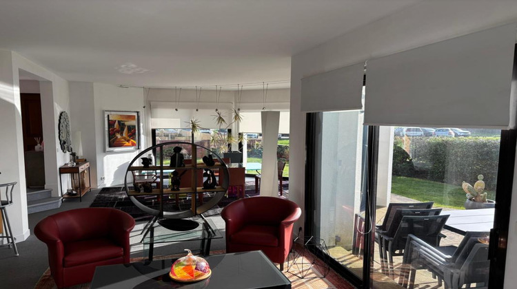 Ma-Cabane - Vente Maison LARMOR PLAGE, 280 m²