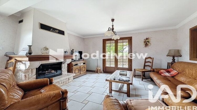 Ma-Cabane - Vente Maison Laroche Saint Cydroine, 181 m²