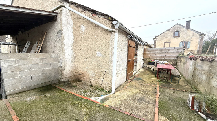 Ma-Cabane - Vente Maison LAROCHE-SAINT-CYDROINE, 51 m²