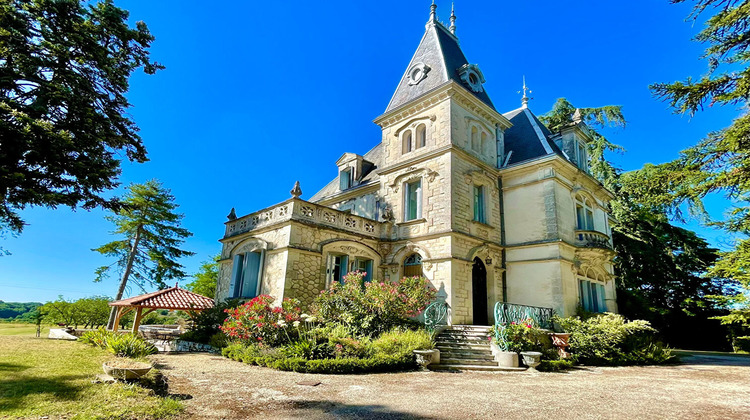 Ma-Cabane - Vente Maison LAROQUE-TIMBAUT, 400 m²