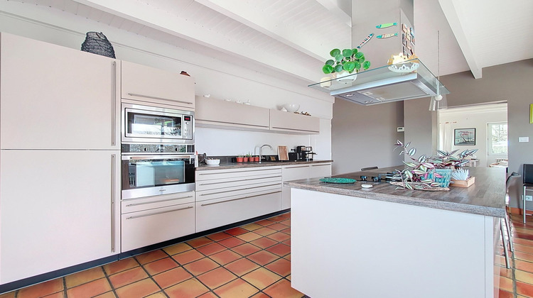 Ma-Cabane - Vente Maison Laruscade, 183 m²