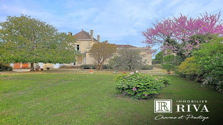 Ma-Cabane - Vente Maison Latresne, 310 m²