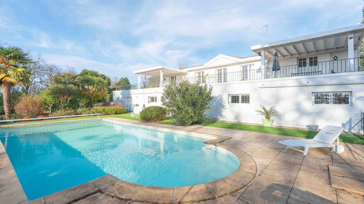 Ma-Cabane - Vente Maison Latresne, 360 m²