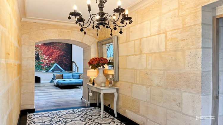 Ma-Cabane - Vente Maison LATRESNE, 215 m²