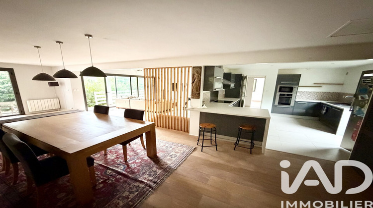 Ma-Cabane - Vente Maison Latresne, 220 m²