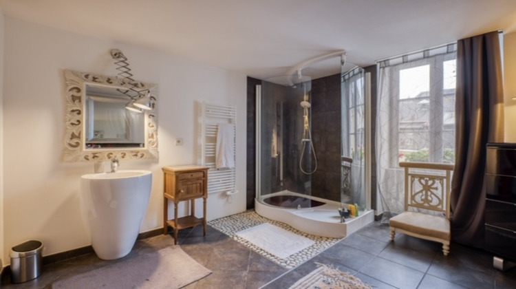 Ma-Cabane - Vente Maison LAVAL, 155 m²