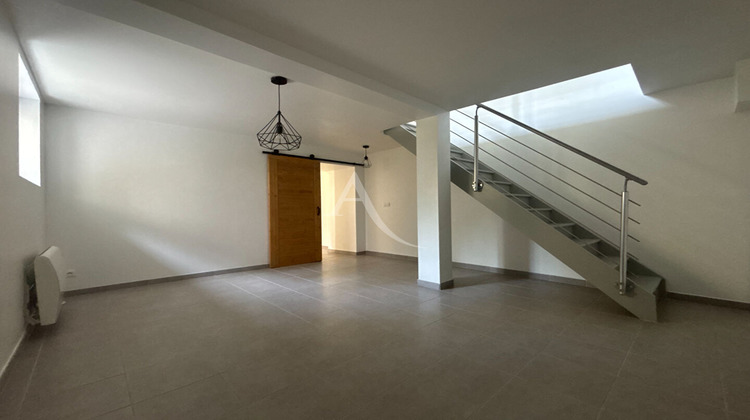 Ma-Cabane - Vente Maison LAVAL, 67 m²