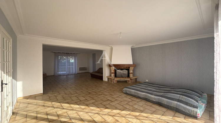 Ma-Cabane - Vente Maison LAVAL, 135 m²