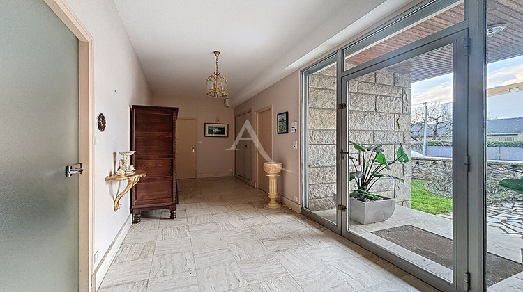 Ma-Cabane - Vente Maison LAVAL, 166 m²