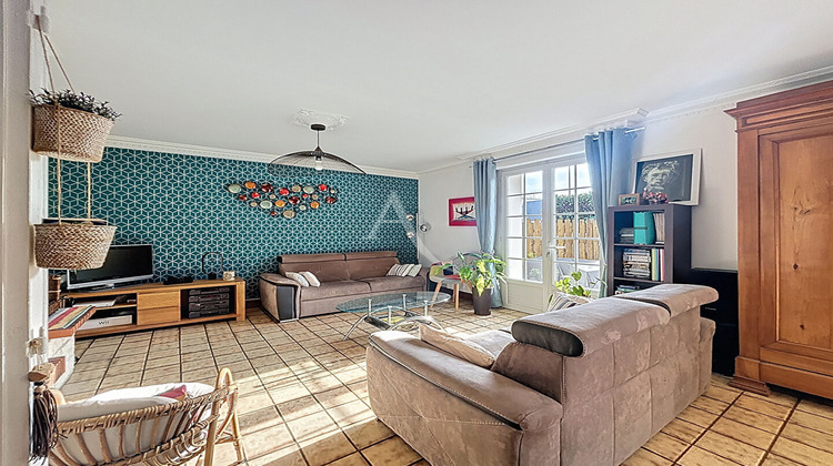 Ma-Cabane - Vente Maison LAVAL, 101 m²