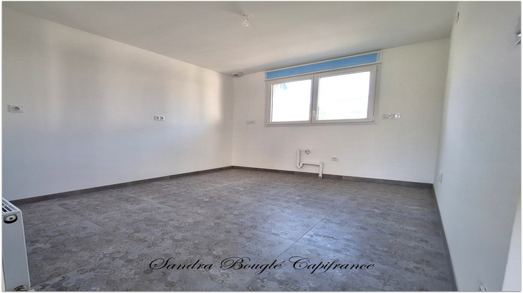 Ma-Cabane - Vente Maison LAVAL, 100 m²