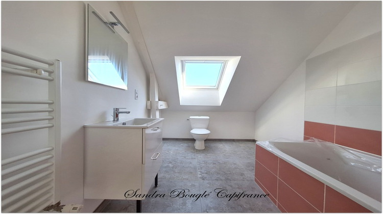 Ma-Cabane - Vente Maison LAVAL, 100 m²
