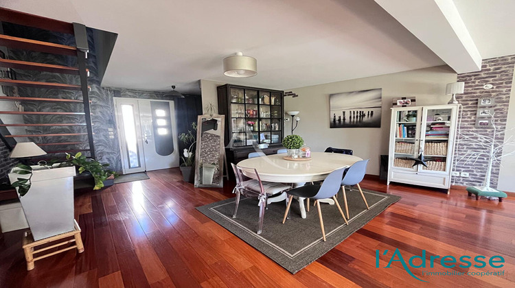 Ma-Cabane - Vente Maison LAVAL, 127 m²