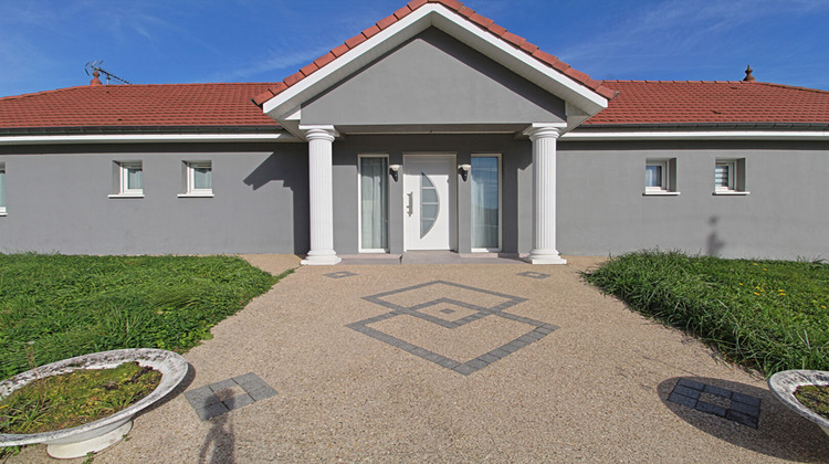 Ma-Cabane - Vente Maison LAVANGEOT, 200 m²