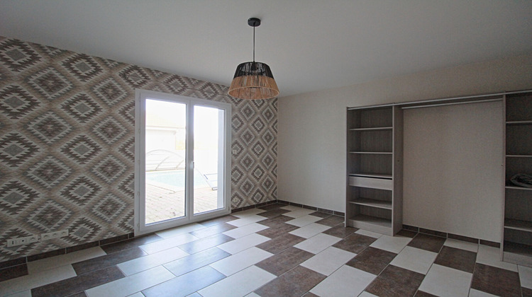 Ma-Cabane - Vente Maison LAVANGEOT, 200 m²