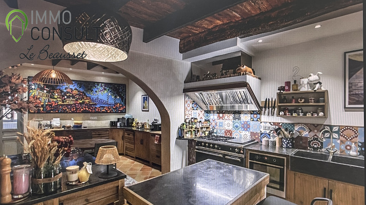 Ma-Cabane - Vente Maison Le Beausset, 319 m²