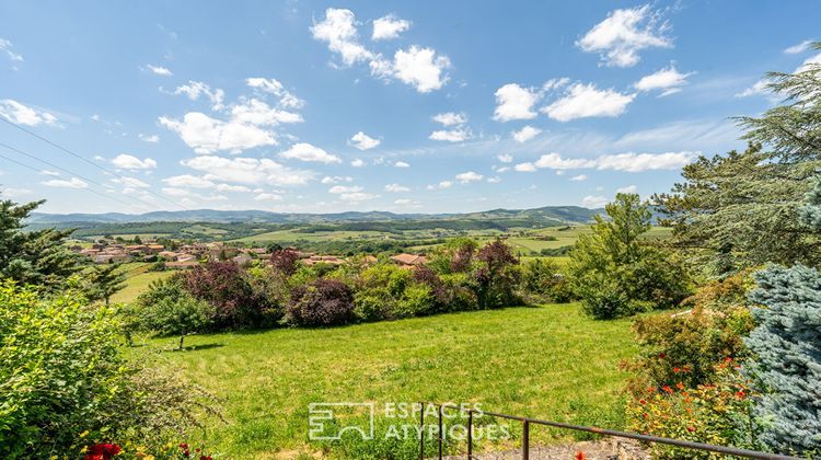 Ma-Cabane - Vente Maison LE BOIS-D'OINGT, 410 m²