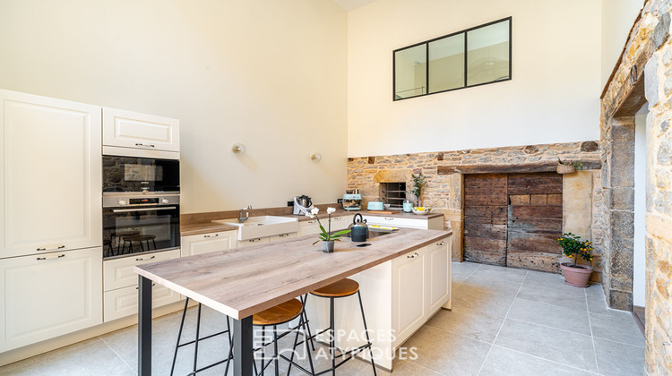 Ma-Cabane - Vente Maison LE BOIS-D'OINGT, 157 m²