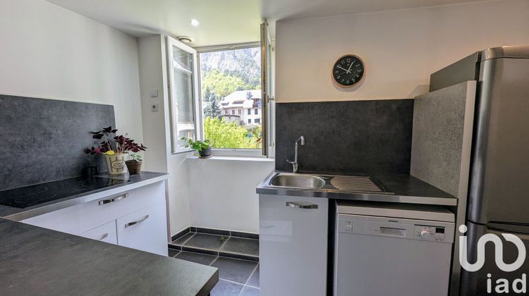 Ma-Cabane - Vente Maison Le Bourg-d'Oisans, 71 m²