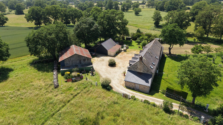 Ma-Cabane - Vente Maison Le Bourgneuf-la-Forêt, 110 m²