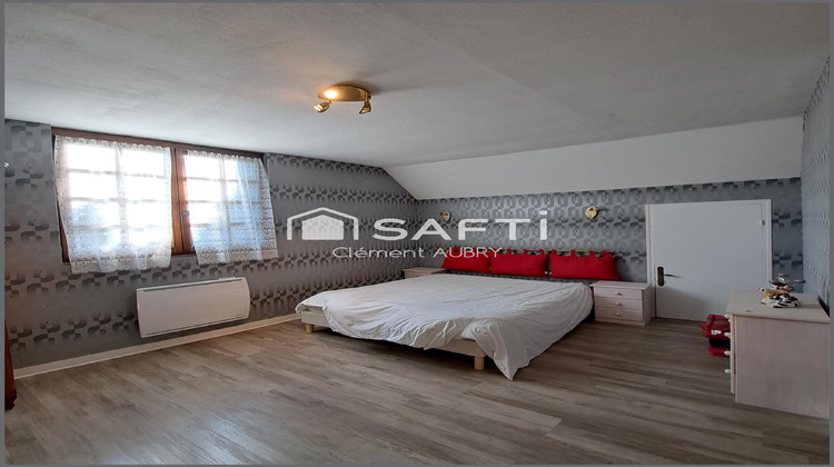 Ma-Cabane - Vente Maison Le Bourgneuf-la-Foret, 195 m²