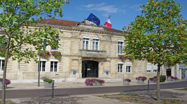 Ma-Cabane - Vente Maison LE BOUSCAT, 137 m²