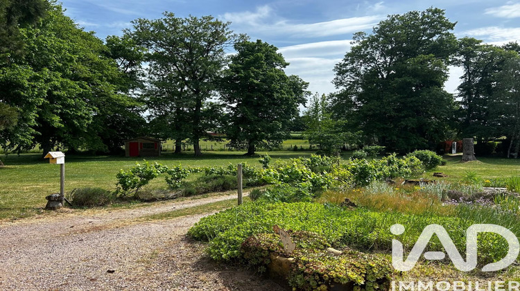 Ma-Cabane - Vente Maison Le Brethon, 385 m²