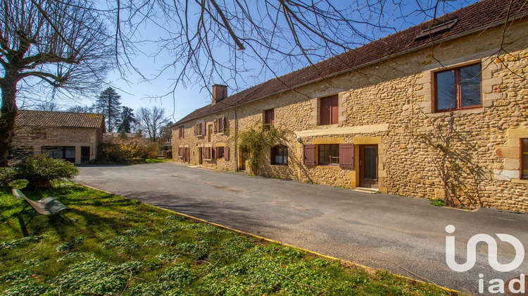 Ma-Cabane - Vente Maison Le Buisson-de-Cadouin, 316 m²