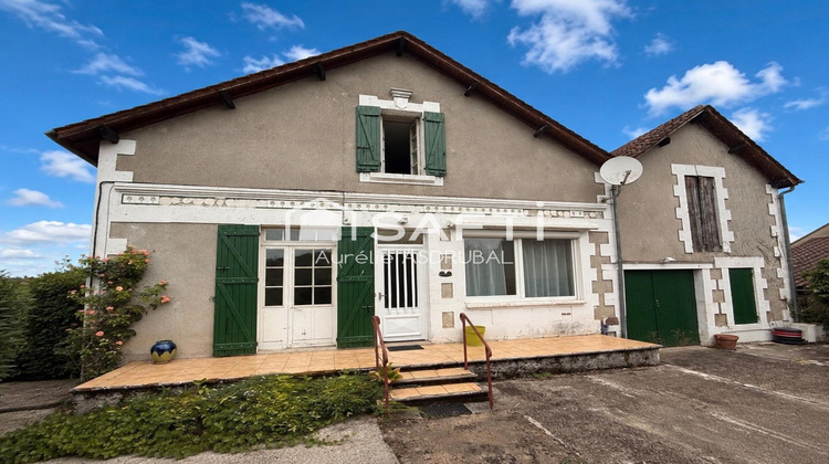 Ma-Cabane - Vente Maison Le Buisson-de-Cadouin, 99 m²