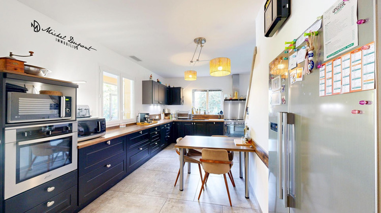 Ma-Cabane - Vente Maison Le Buisson-de-Cadouin, 204 m²