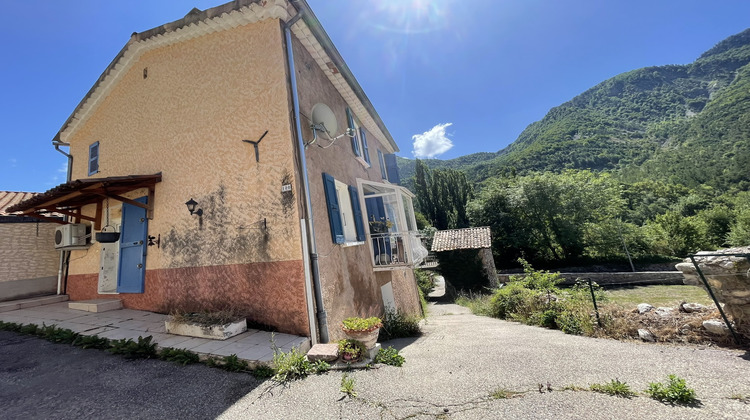 Ma-Cabane - Vente Maison Le Caire, 64 m²