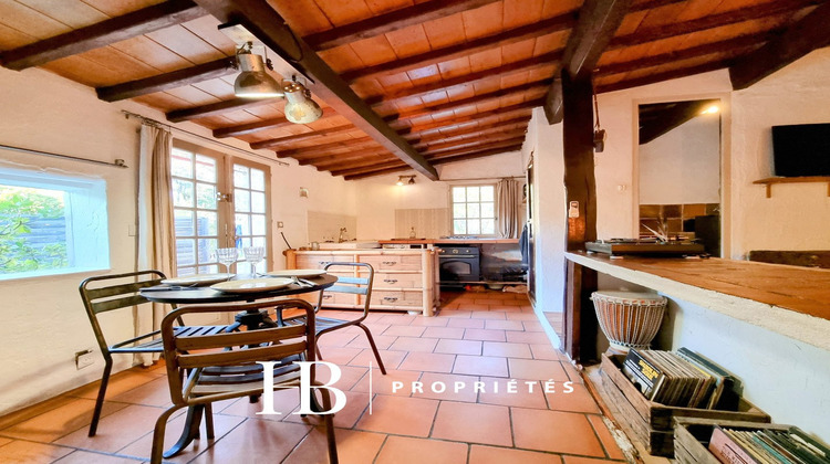 Ma-Cabane - Vente Maison LE CASTELLET, 248 m²