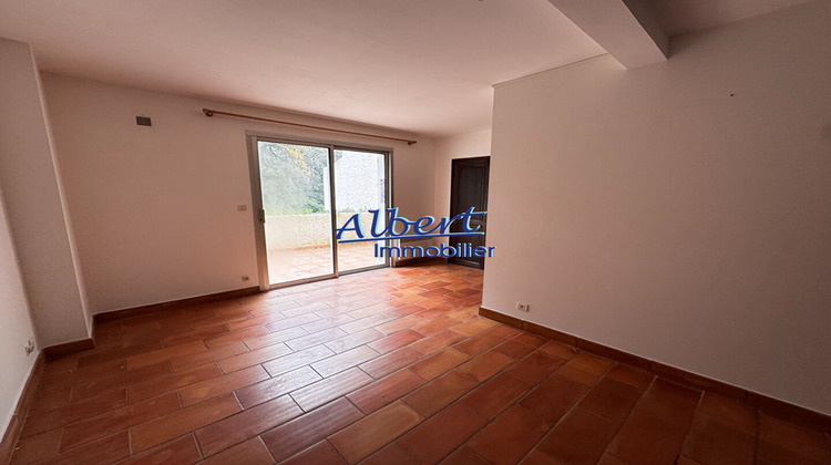 Ma-Cabane - Vente Maison LE CASTELLET, 110 m²