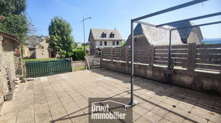 Ma-Cabane - Vente Maison Le Cayrol, 175 m²