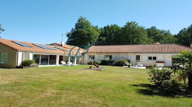 Ma-Cabane - Vente Maison Le Cellier, 198 m²