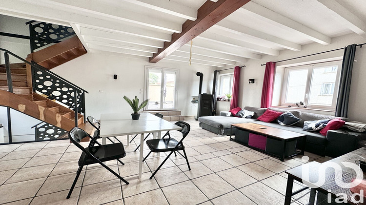 Ma-Cabane - Vente Maison Le Chambon-Feugerolles, 128 m²