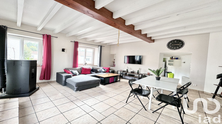 Ma-Cabane - Vente Maison Le Chambon-Feugerolles, 128 m²