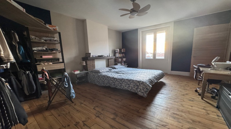 Ma-Cabane - Vente Maison Le Chambon-Feugerolles, 125 m²