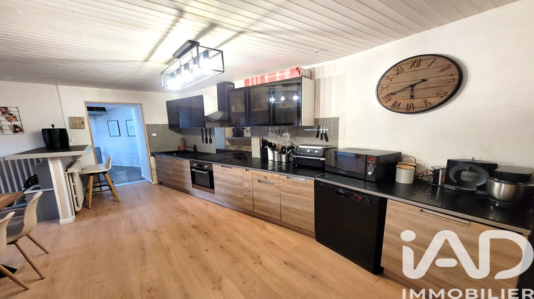 Ma-Cabane - Vente Maison Le Chambon-Feugerolles, 73 m²